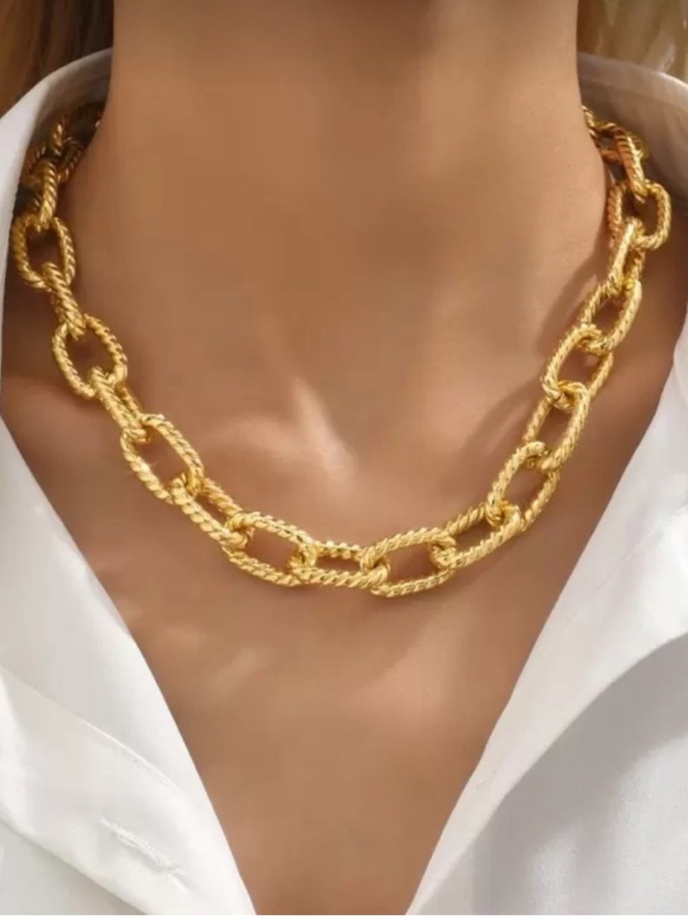 Modern Gold Rope Link Necklace - Picture 2 of 4